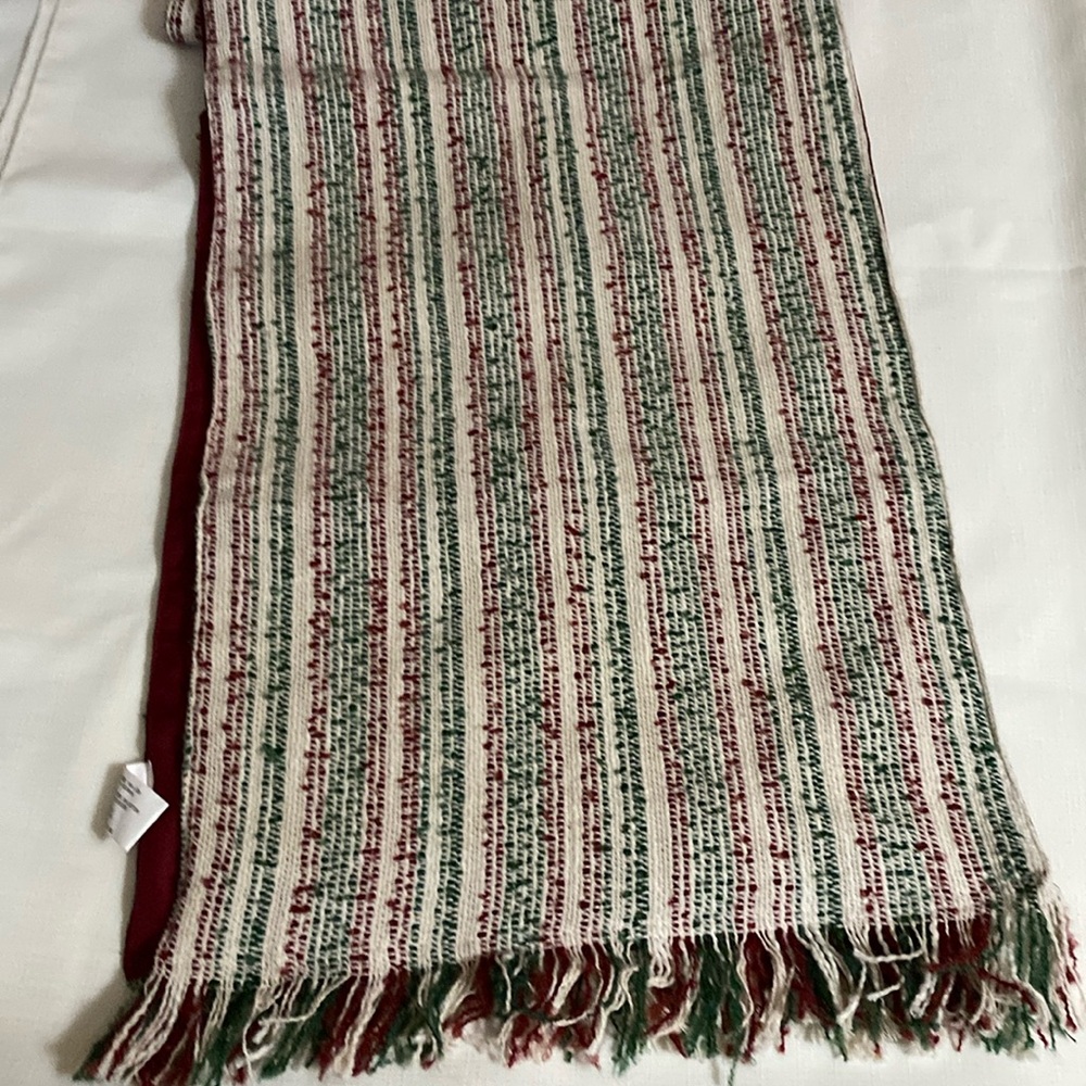 VGC - Hobby Lobby Lined Tapestry Runner